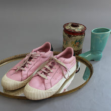 Load image into Gallery viewer, Adidas classic pink sneaker
