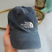 Load image into Gallery viewer, Vintage north face hat
