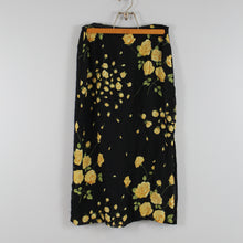 Load image into Gallery viewer, Retro petite sophisticate skirt
