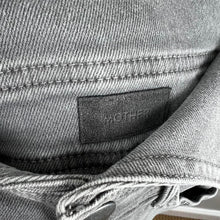 Load image into Gallery viewer, Mother high-waisted swooner jeans
