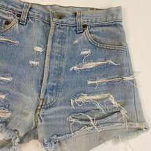 Load image into Gallery viewer, Levi’s ripped Jean shorts
