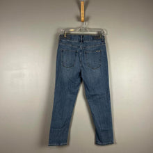 Load image into Gallery viewer, White House black market jeans
