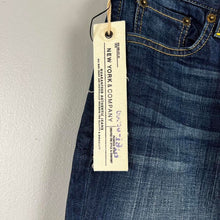 Load image into Gallery viewer, New York &amp; Company jeans
