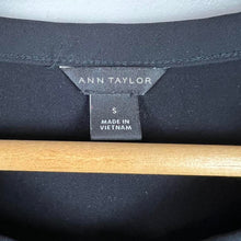 Load image into Gallery viewer, Ann Taylor short sleeve blouse
