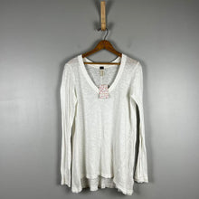 Load image into Gallery viewer, Free people white long sleeve
