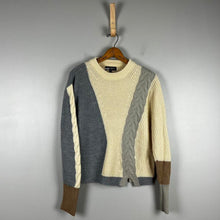 Load image into Gallery viewer, Few Moda contrast cableknit sweater
