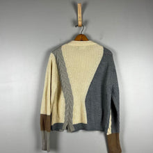 Load image into Gallery viewer, Few Moda contrast cableknit sweater

