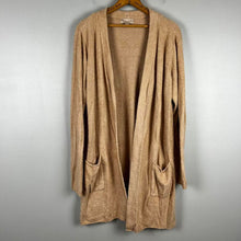 Load image into Gallery viewer, Barefoot dreams cozychic lite cardigan
