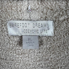 Load image into Gallery viewer, Barefoot dreams cozychic lite cardigan
