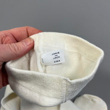 Load image into Gallery viewer, Janie and Jack girls tights
