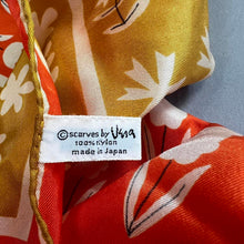 Load image into Gallery viewer, Vintage Una scarf
