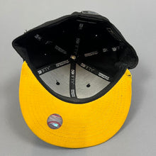 Load image into Gallery viewer, New Era Yankees flat brim hat
