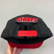 Load image into Gallery viewer, NFL Kansas City chiefs SnapBack hat
