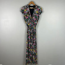 Load image into Gallery viewer, Boden floral jersey dress
