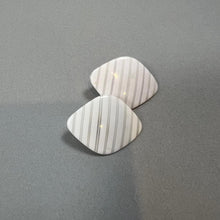 Load image into Gallery viewer, Vintage statement earrings
