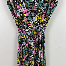 Load image into Gallery viewer, Boden floral jersey dress
