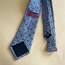 Load image into Gallery viewer, Vineyard Vines Whale Silk Tie
