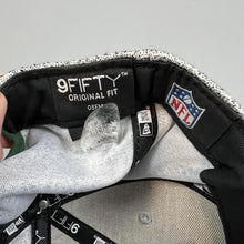 Load image into Gallery viewer, New Era New York Jets SnapBack hat
