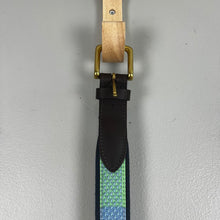 Load image into Gallery viewer, Vineyard Vines multicolor belt
