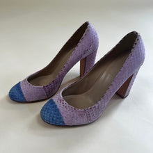 Load image into Gallery viewer, J.Crew Etta snakeskin cap toe pumps
