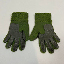 Load image into Gallery viewer, Vintage knit gloves
