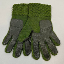 Load image into Gallery viewer, Vintage knit gloves

