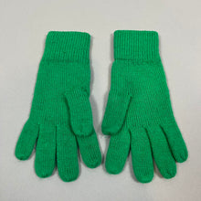 Load image into Gallery viewer, Vintage knit gloves
