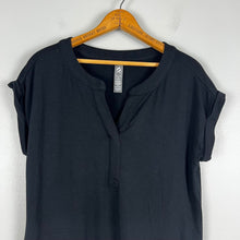 Load image into Gallery viewer, Lou &amp; Grey t-shirt dress
