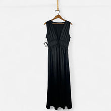 Load image into Gallery viewer, Area Stars Maxi Dress
