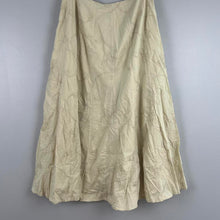 Load image into Gallery viewer, Vintage Talbots skirt
