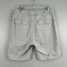 Load image into Gallery viewer, RODD &amp; GUNN shorts
