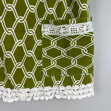 Load image into Gallery viewer, Vintage patterned apron
