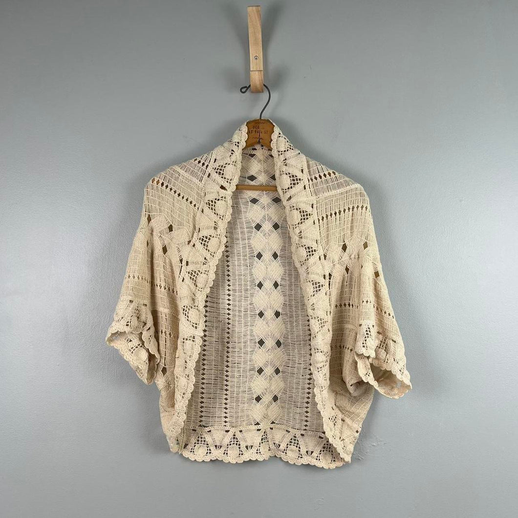 Noble crochet shawl