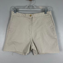 Load image into Gallery viewer, Vintage Tommy Hilfiger preppy shorts
