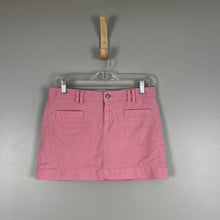 Load image into Gallery viewer, Y2K Old Navy low waist Mini Skirt
