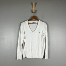 Load image into Gallery viewer, Vineyard Vines V-Neck Sweater
