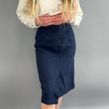 Load image into Gallery viewer, Vintage 70s navy skirt
