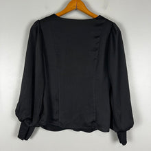 Load image into Gallery viewer, Skies Are Blue long sleeve Blouse
