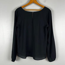 Load image into Gallery viewer, Abercrombie &amp; Fitch blouse
