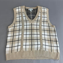 Load image into Gallery viewer, Vintage IZOD sweater vest
