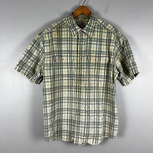 Load image into Gallery viewer, L.L.Bean Plaid Short Sleeve button down
