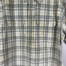 Load image into Gallery viewer, L.L.Bean Plaid Short Sleeve button down
