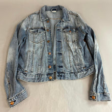 Load image into Gallery viewer, H&amp;M denim jacket
