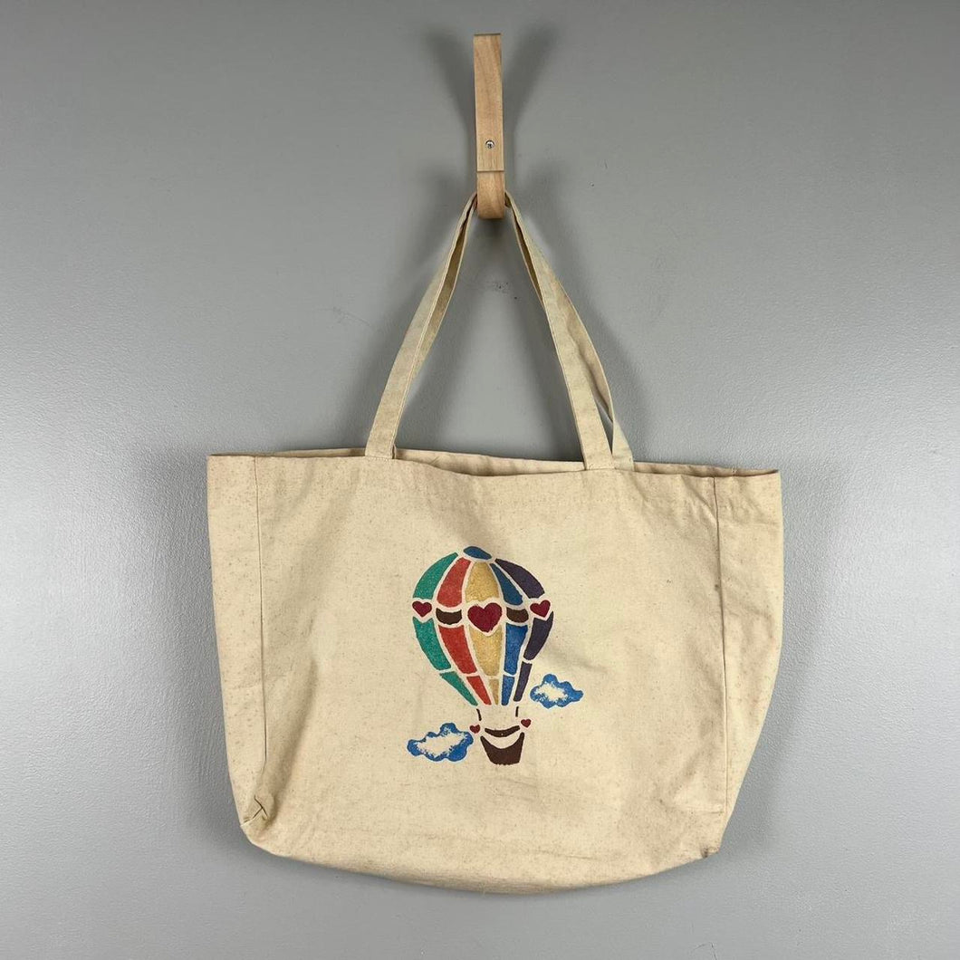 Vintage hot air balloon tote bag