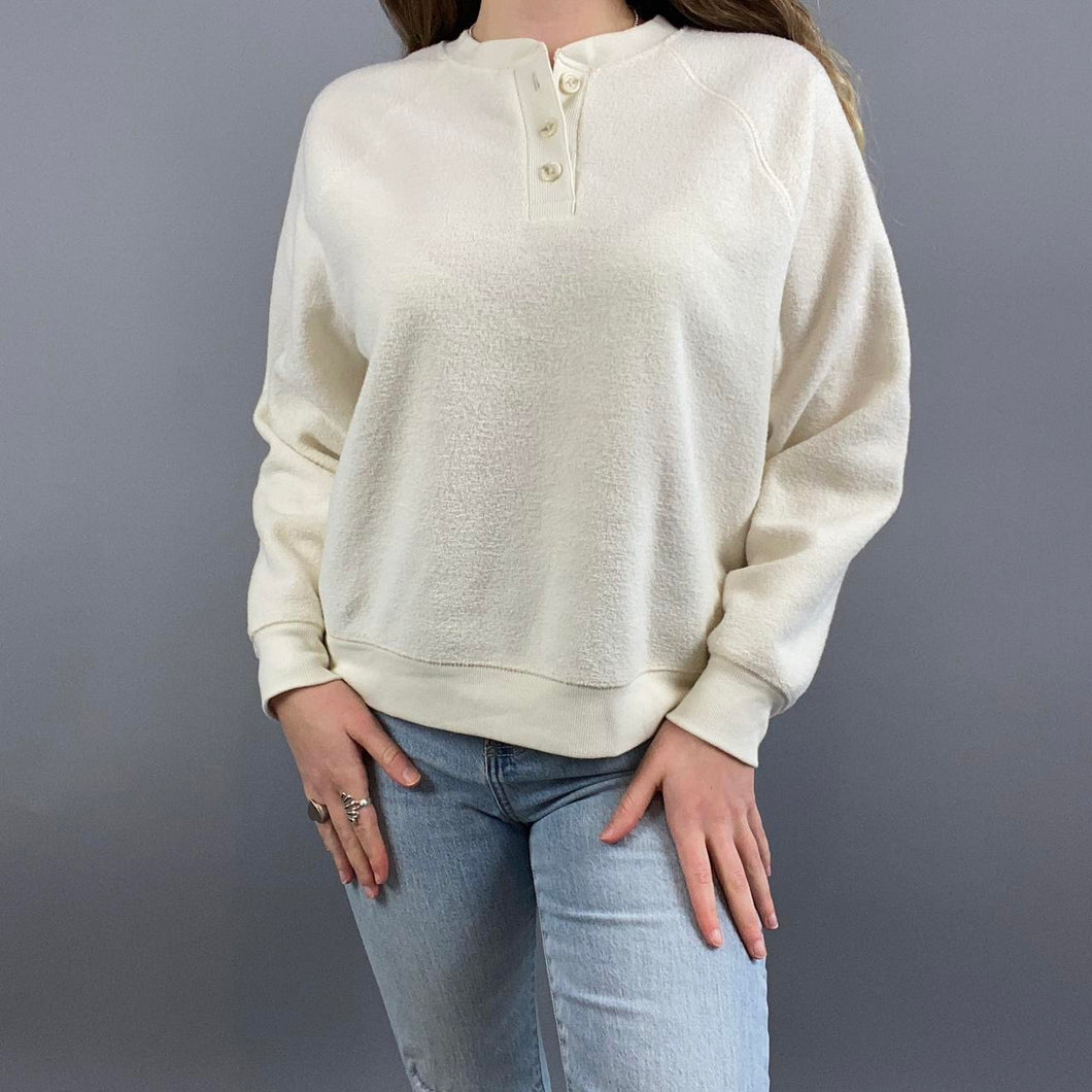 Universal thread pullover