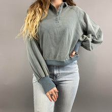 Load image into Gallery viewer, Trendy Queen pullover
