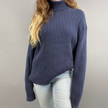 Load image into Gallery viewer, Retro GAP turtleneck
