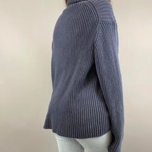 Load image into Gallery viewer, Retro GAP turtleneck
