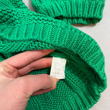 Load image into Gallery viewer, Modern cableknit sweater
