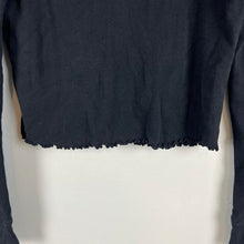 Load image into Gallery viewer, Forever 21 long sleeve
